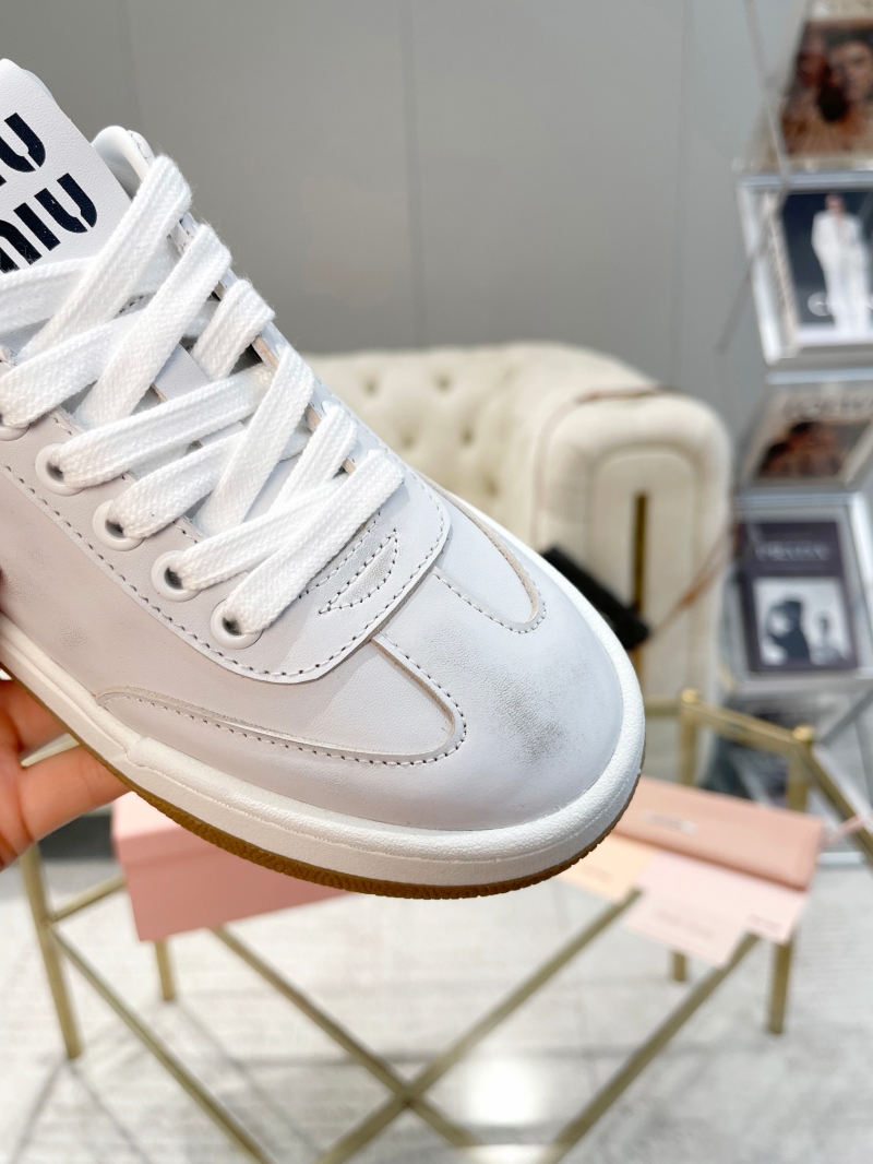 Miu Miu Casual Shoes